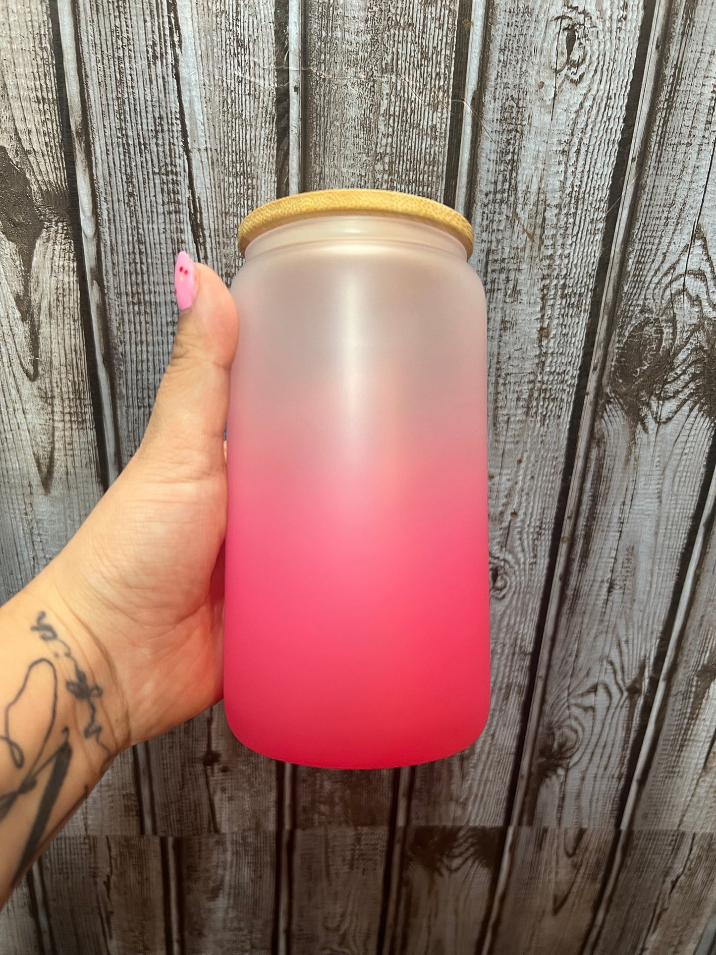 Pink ombré frosted 16oz glass